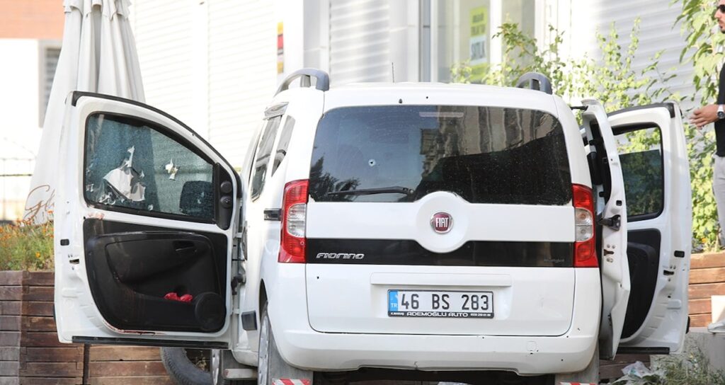 vanda kanli infaz 2 kardes can verdi a4OKDClF