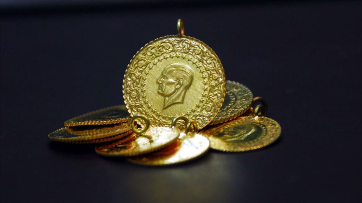 altin fiyatlari dusmeye devam ediyor 27 ekimde gram ceyrek fiyatlari TYRVST1A.jpg