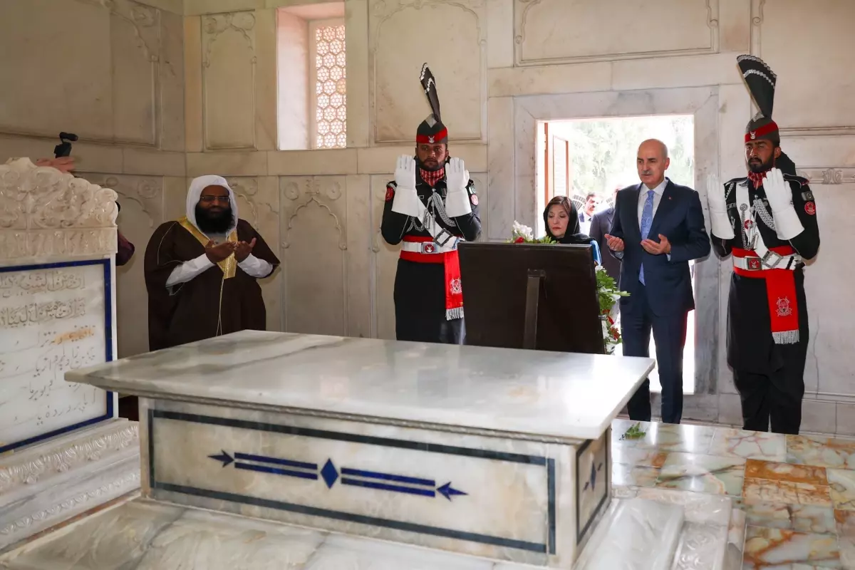 tbmm baskani numan kurtulmus pakistanda ikbalin turbesini ziyaret etti 9v3dMGRP.jpg