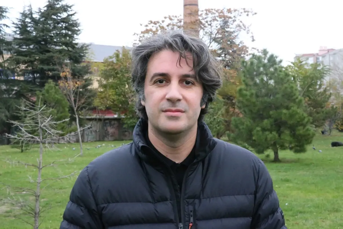 eskisehirli profesorun hesabina bir gecede 23 milyon tl yatirildi 5Qh9yAhK.jpg