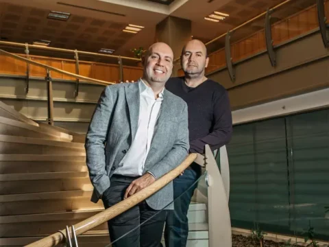 Türkiye’nin 43 Yıllık İlaç Şirketi Yabancı Yatırımcıya Geçti: Eski Ortaktan Sert Eleştiriler