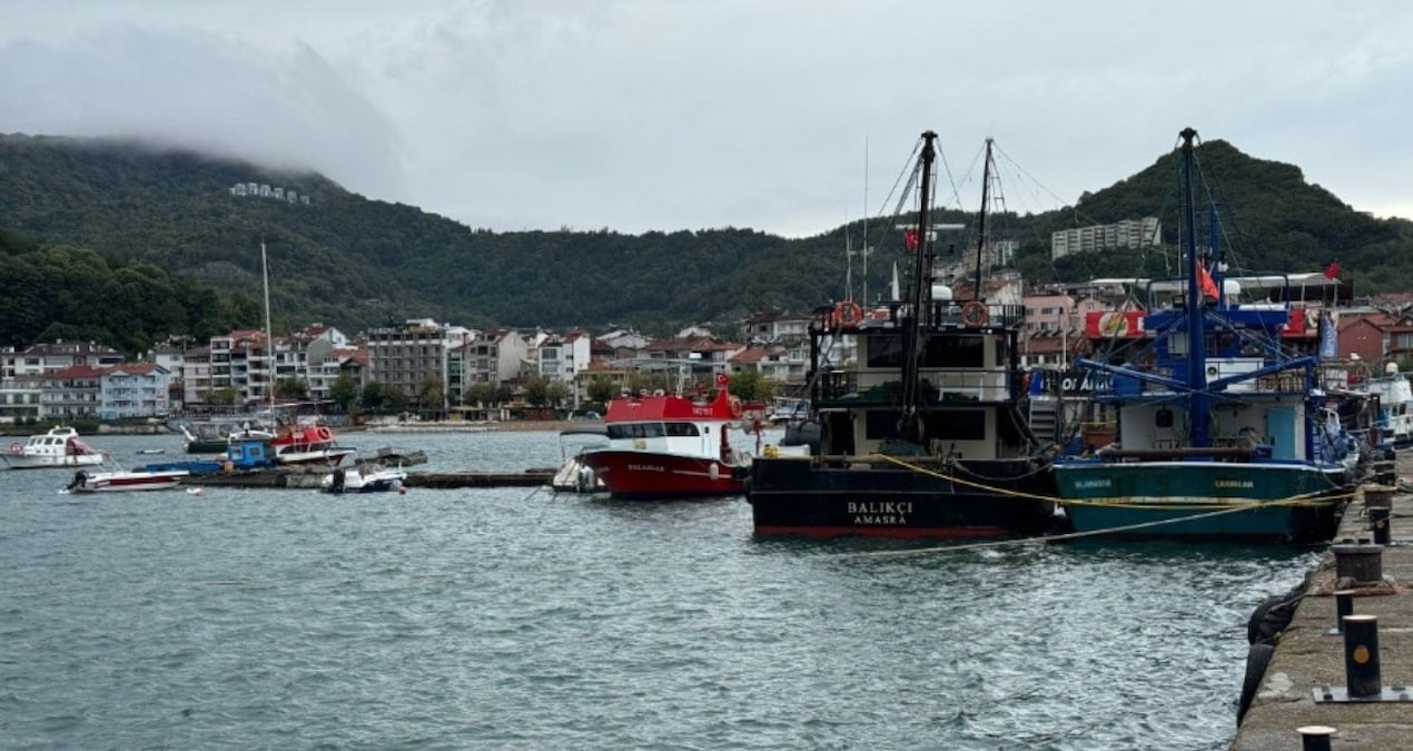 Fırtına Alarmı: Amasra’da Balıkçılar Önlemlerini Artırdı