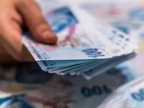 SGK uzmanı son verilerle hesapladı: En düşük emekli maaşı ne kadar olacak?
