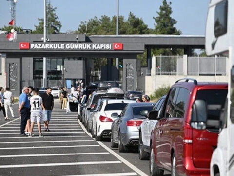Gumrukculer is birakti yunanistana giris cikislar durdu SDgxcf7M