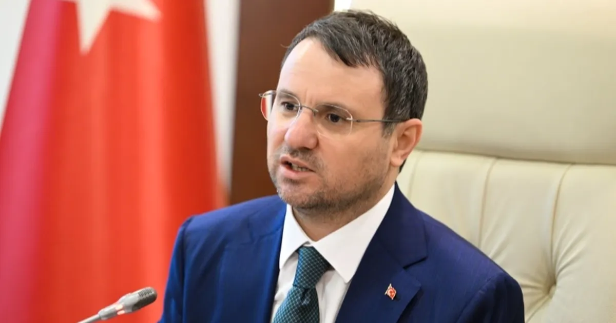 Adalet Bakanı Akın Gürlek manevi tazminat gelirini Türk Kızılay’a bağışladı